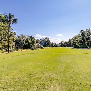 https://colonnade-club-152.top-hotels-in-savannah.com